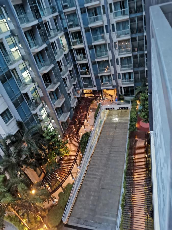 Palm Tree Villas Pasay Extérieur photo